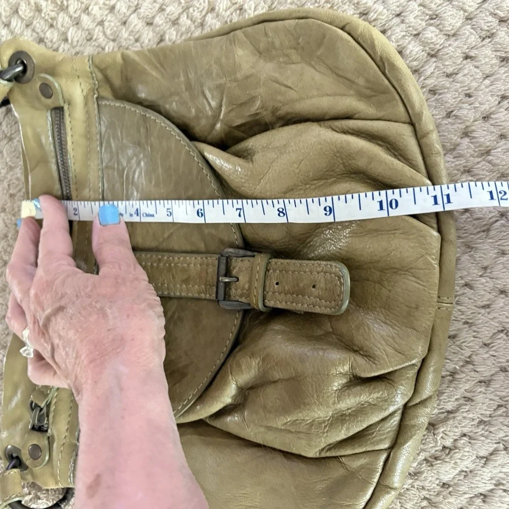 Sundance beautiful crossbody
